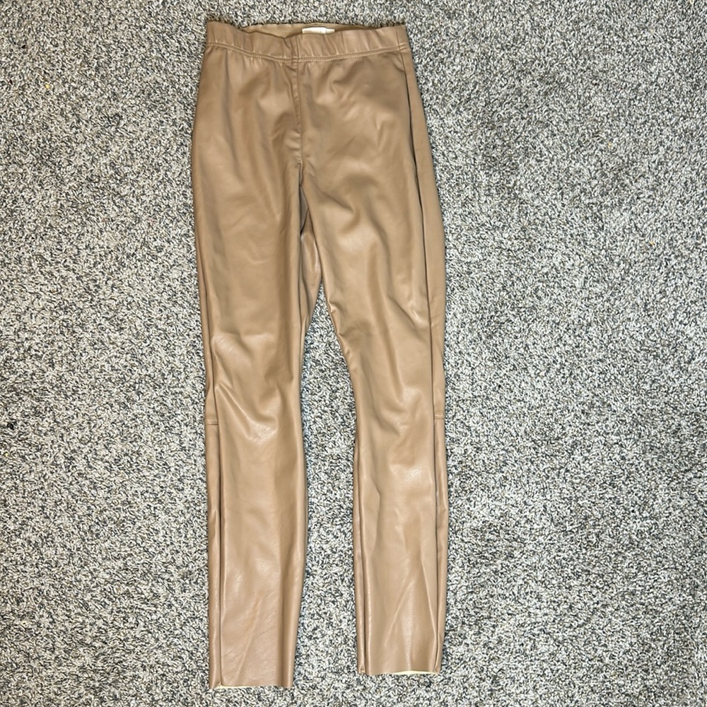 Brown leather fitted pants